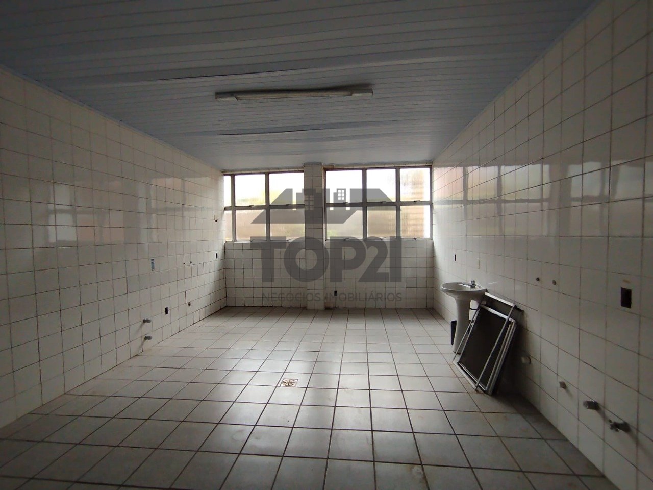 Depósito no bairro Sarandi em Porto Alegre