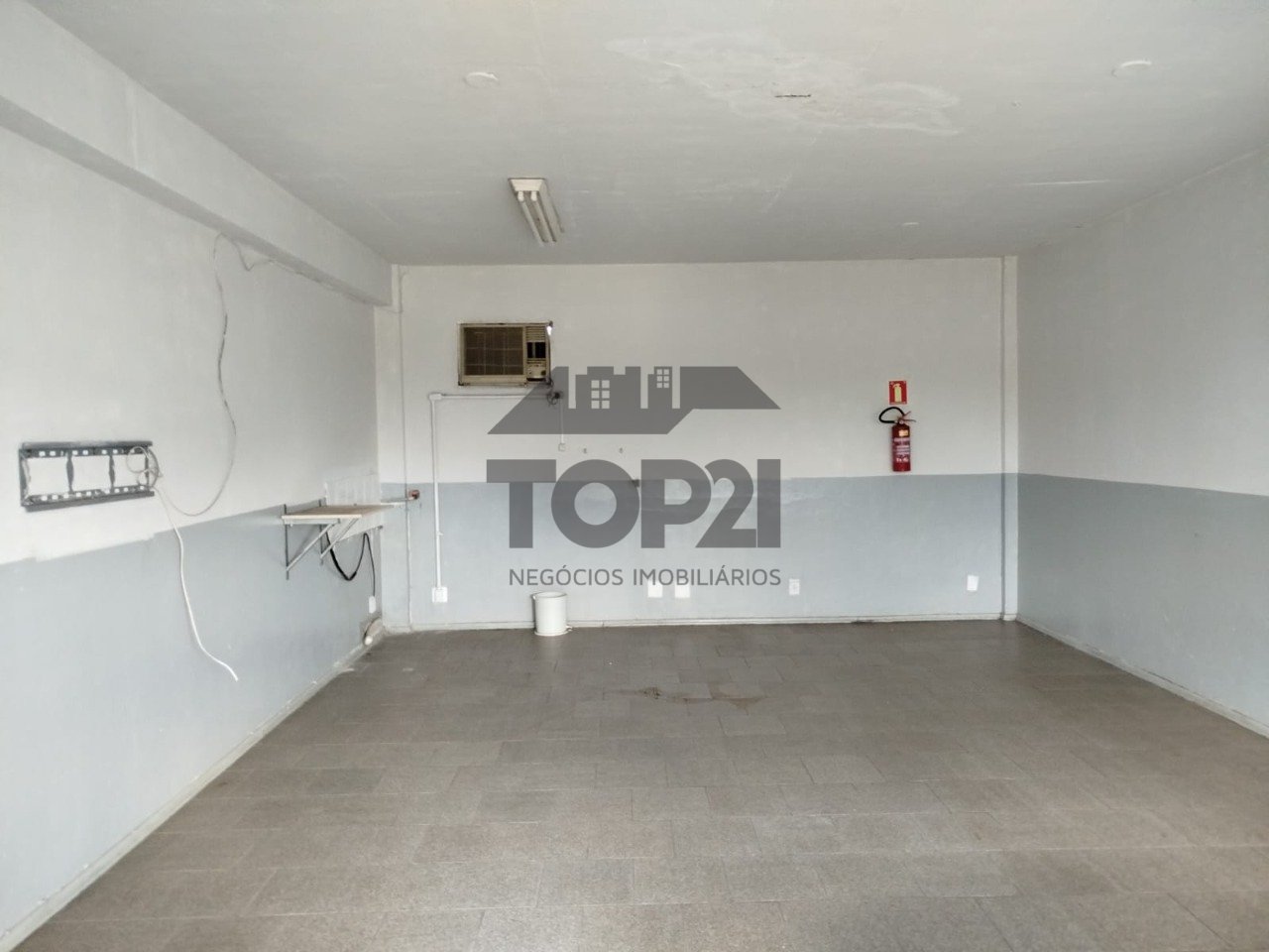 Depósito no bairro Sarandi em Porto Alegre