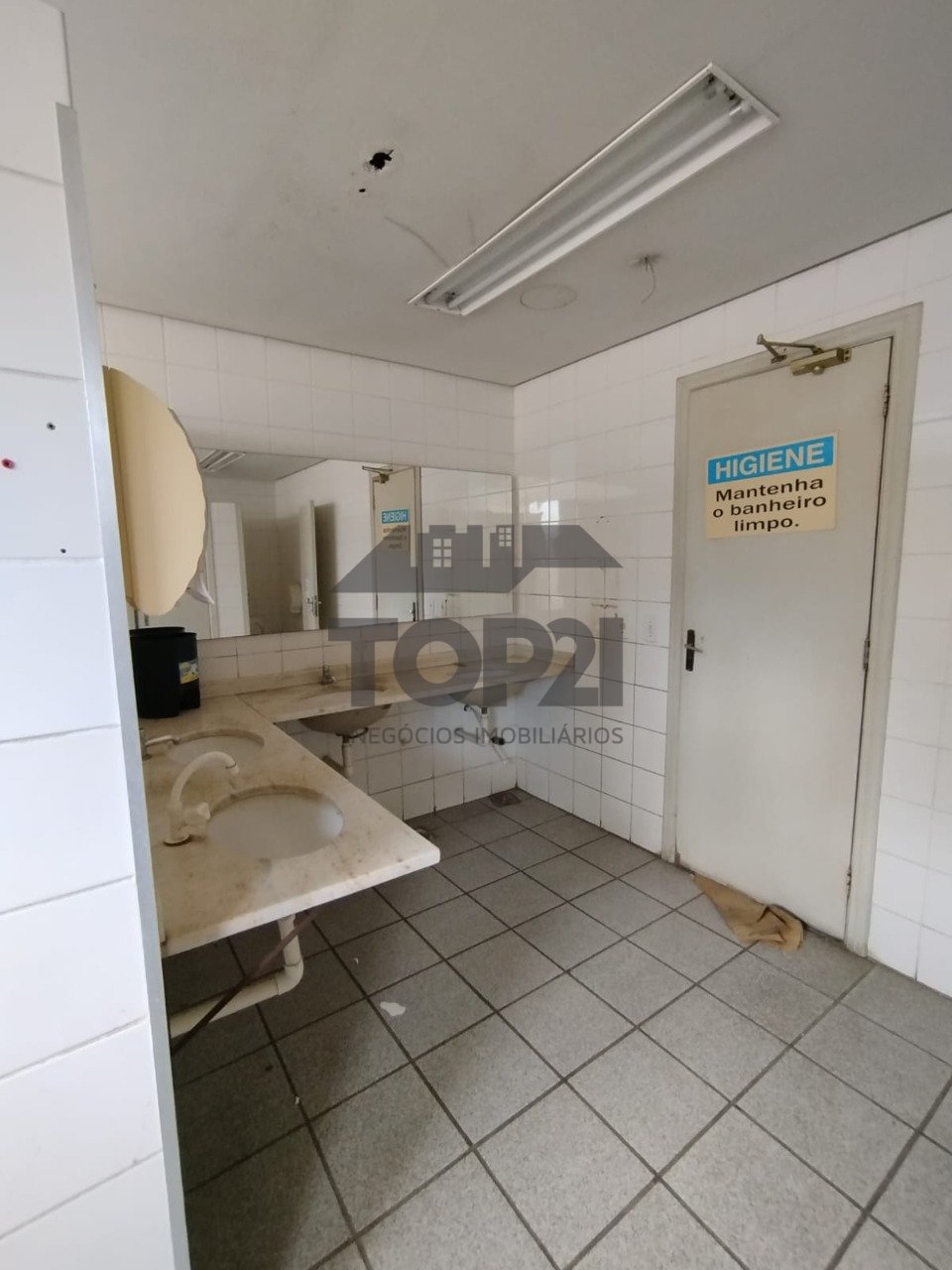 Depósito no bairro Sarandi em Porto Alegre