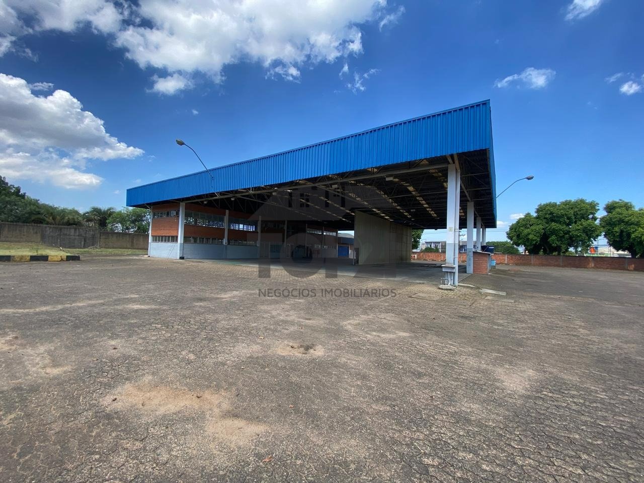 Depósito no bairro Sarandi em Porto Alegre