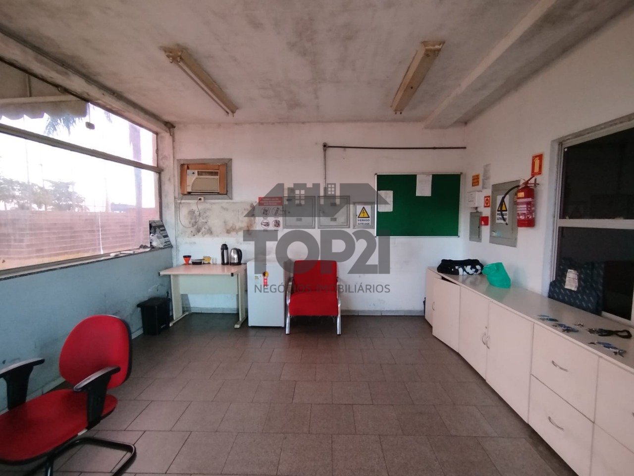 Depósito no bairro Sarandi em Porto Alegre