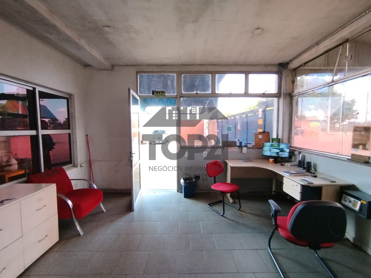 Depósito no bairro Sarandi em Porto Alegre