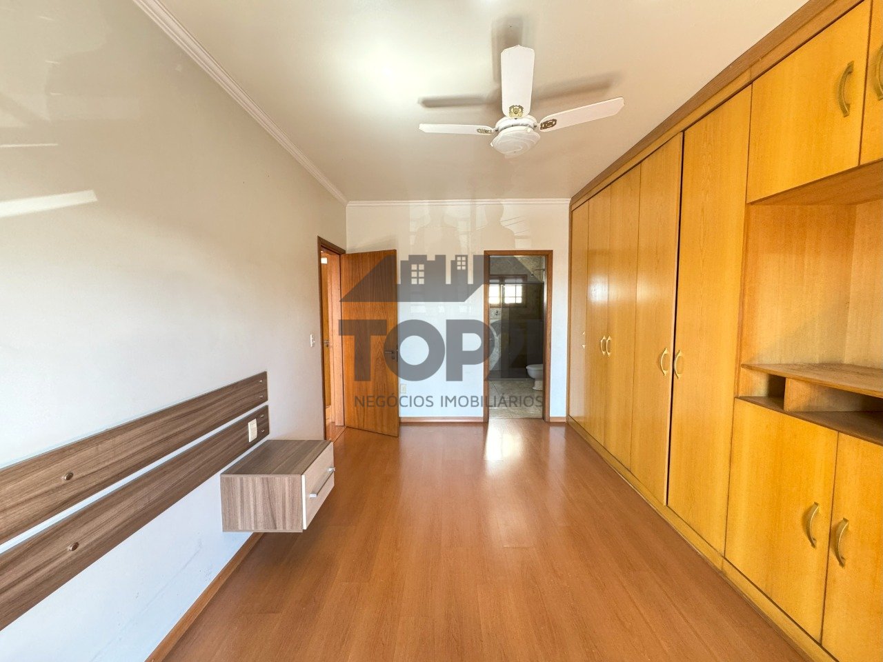 Apartamento  no bairro Passo Das Pedras em Porto Alegre