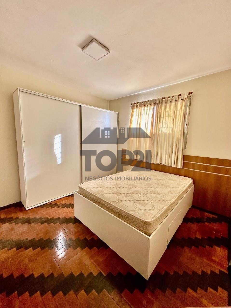 Apartamento  no bairro Vila Jardim em Porto Alegre