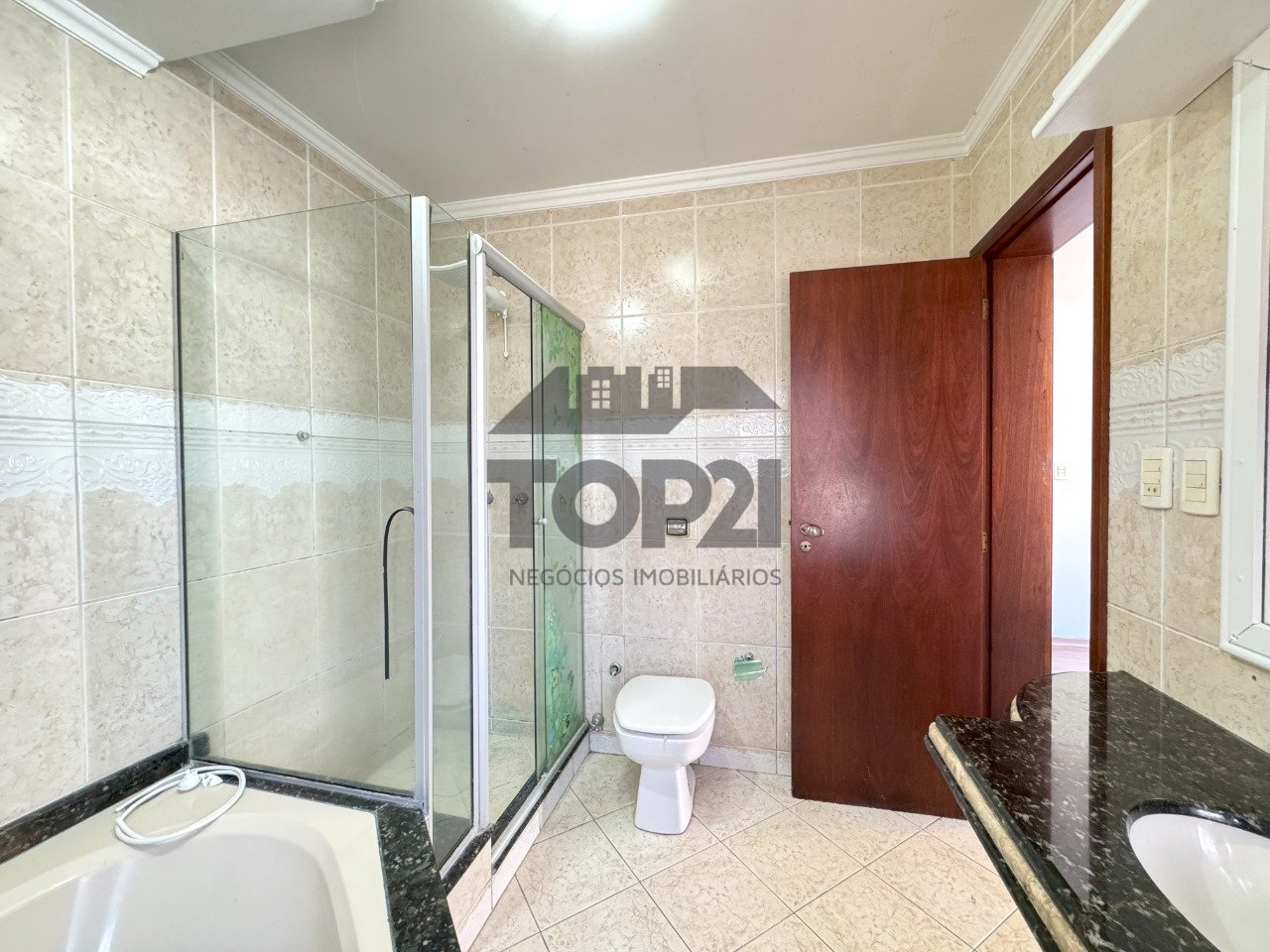 Casa Em Condomínio  no bairro Sarandi em Porto Alegre