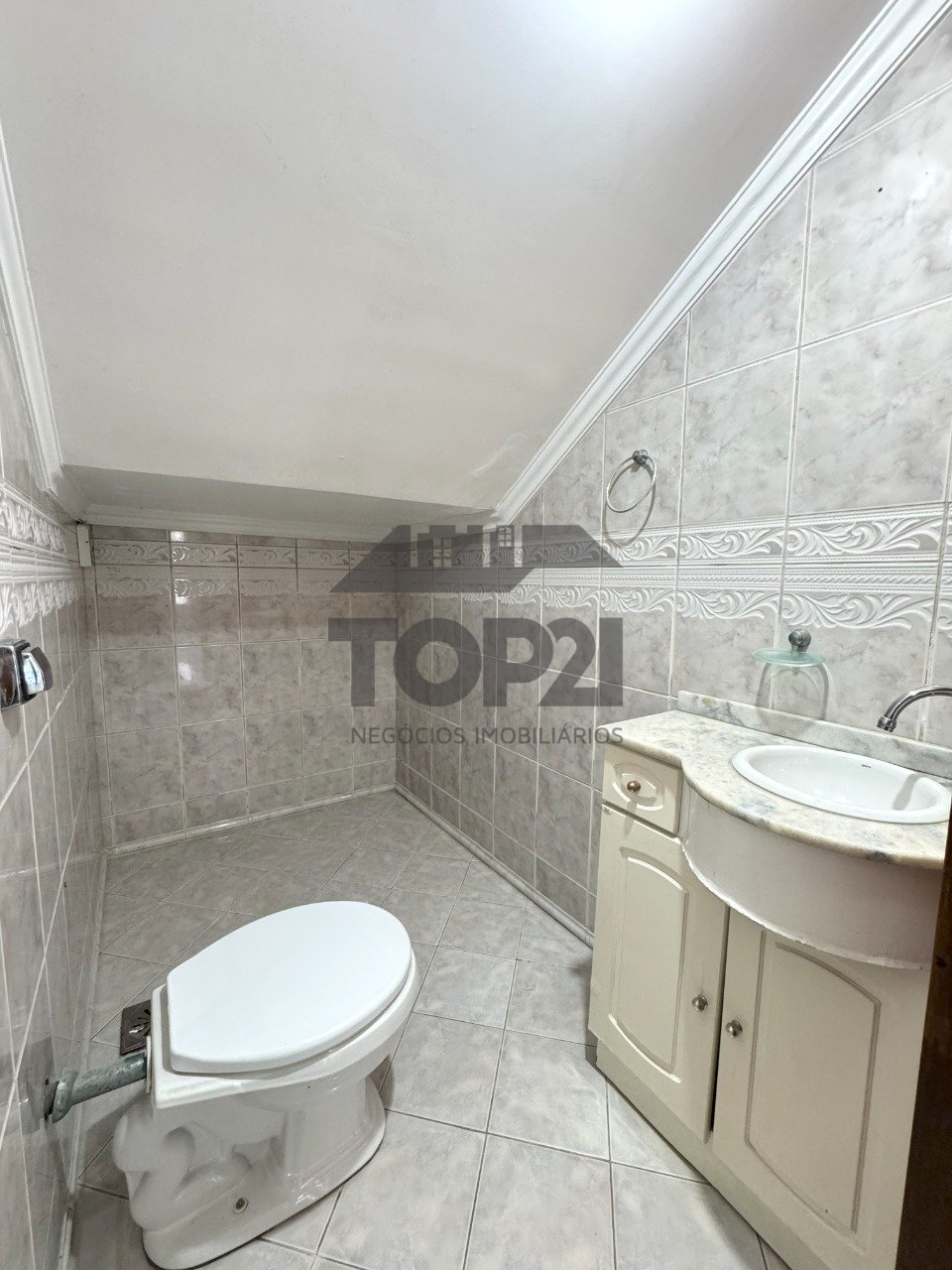 Casa Em Condomínio  no bairro Sarandi em Porto Alegre