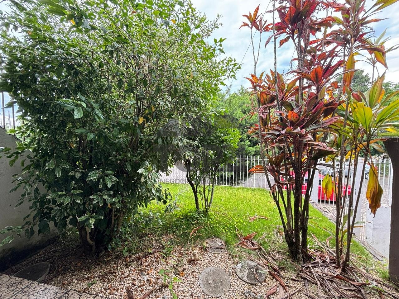 Casa no bairro Jardim Itu em Porto Alegre