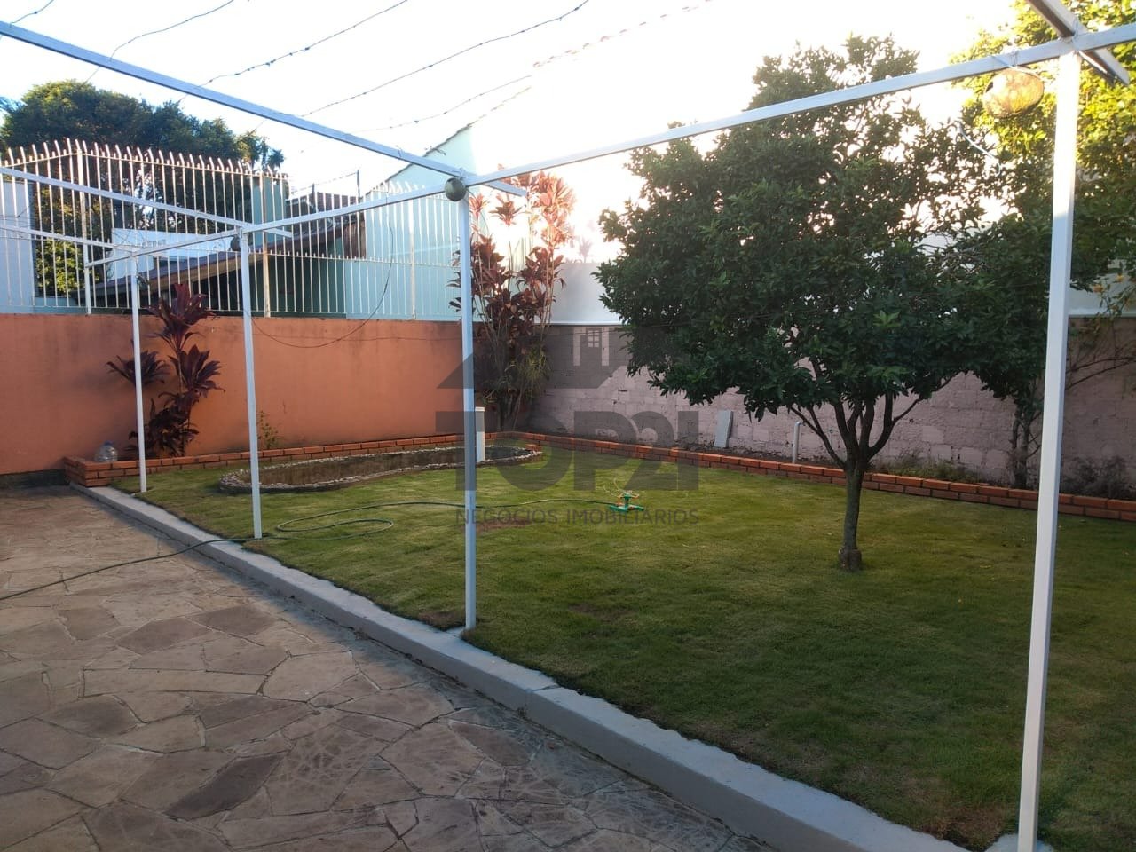 Casa no bairro Jardim Itu em Porto Alegre