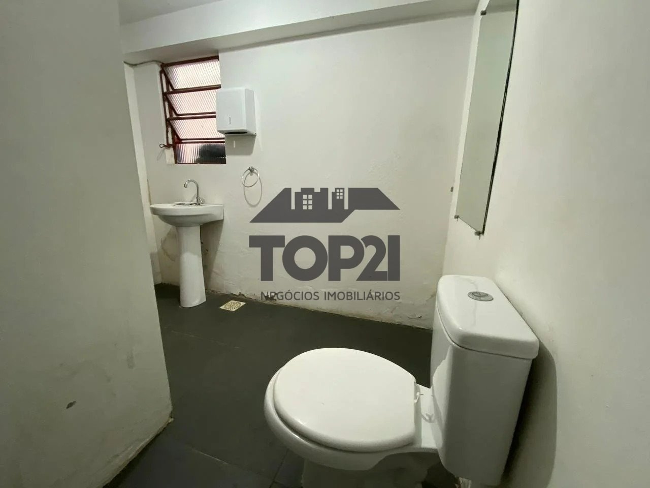 Loja no bairro Sao Geraldo em Porto Alegre