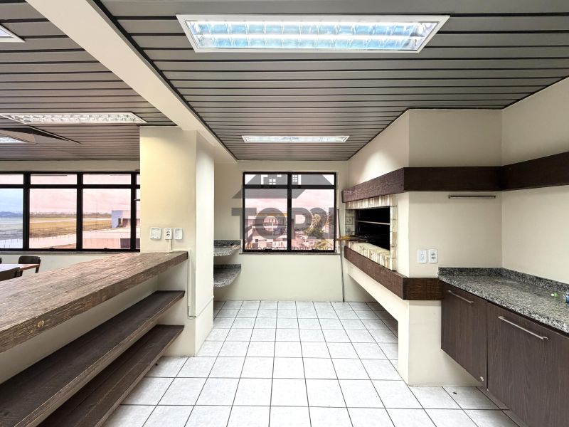 Prédio Comercial  no bairro Jardim Sao Pedro em Porto Alegre