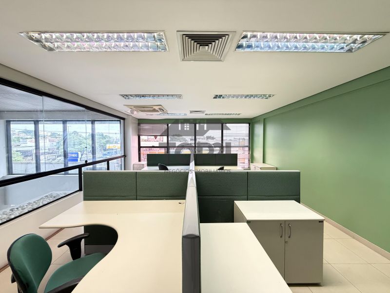 Prédio Comercial  no bairro Jardim Sao Pedro em Porto Alegre