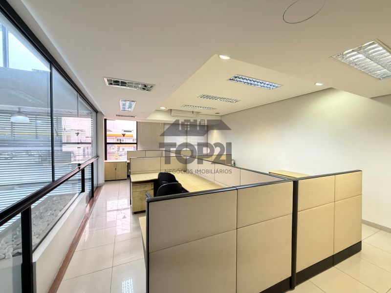 Prédio Comercial  no bairro Jardim Sao Pedro em Porto Alegre