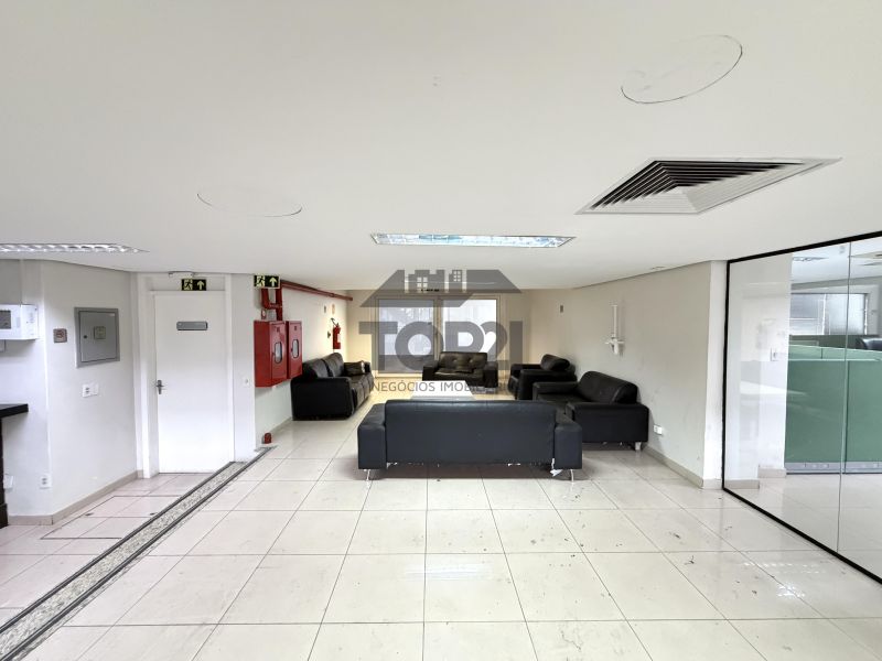 Prédio Comercial  no bairro Jardim Sao Pedro em Porto Alegre