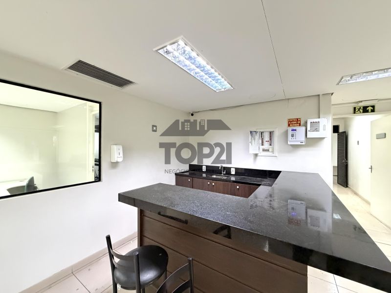 Prédio Comercial  no bairro Jardim Sao Pedro em Porto Alegre