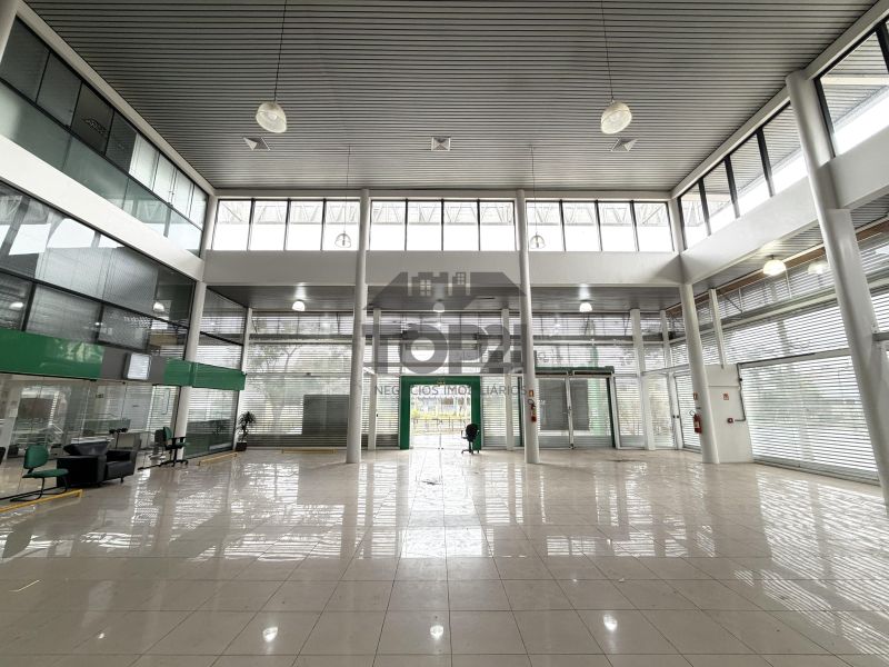 Prédio Comercial  no bairro Jardim Sao Pedro em Porto Alegre