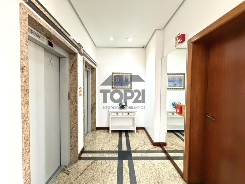 Apartamento  no bairro Cristo Redentor em Porto Alegre