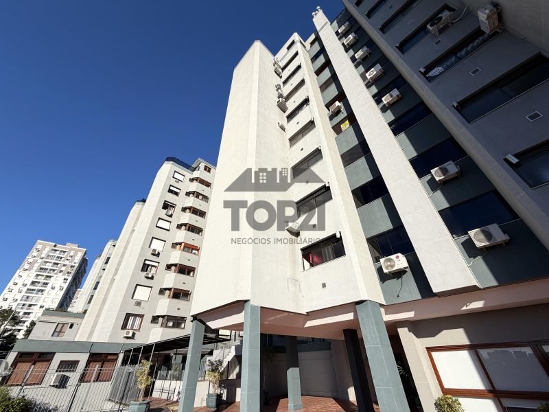 Apartamento  no bairro Cristo Redentor em Porto Alegre