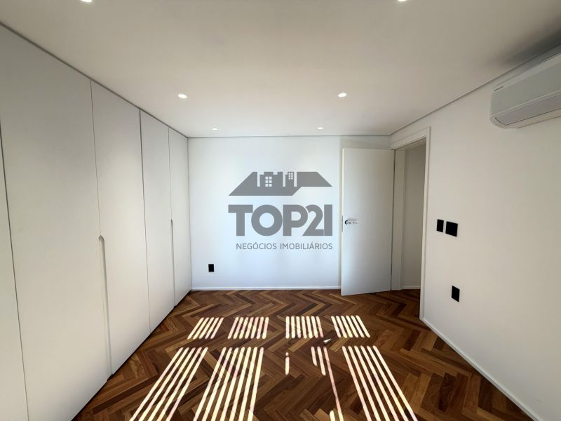 Vende- se Casa no Condominio Prado Los Álamos em  Gravatai 