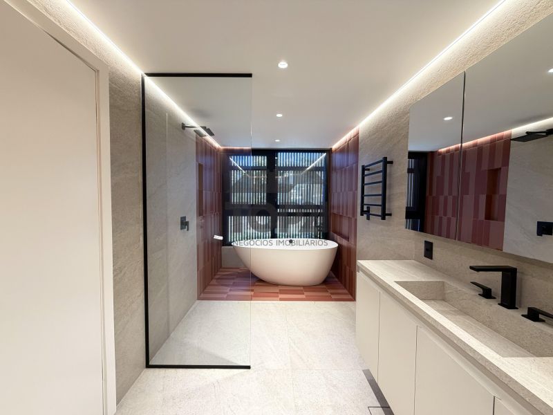 Vende- se Casa no Condominio Prado Los Álamos em  Gravatai 