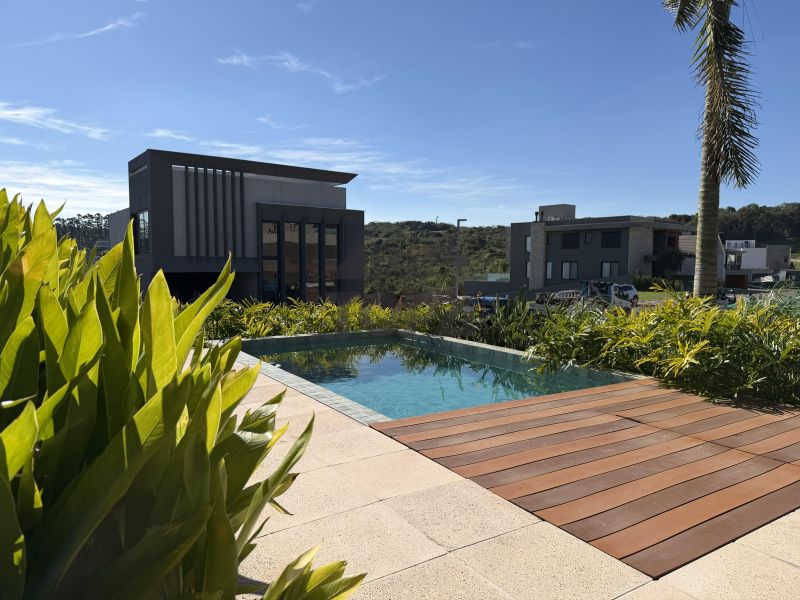 Vende- se Casa no Condominio Prado Los Álamos em  Gravatai 