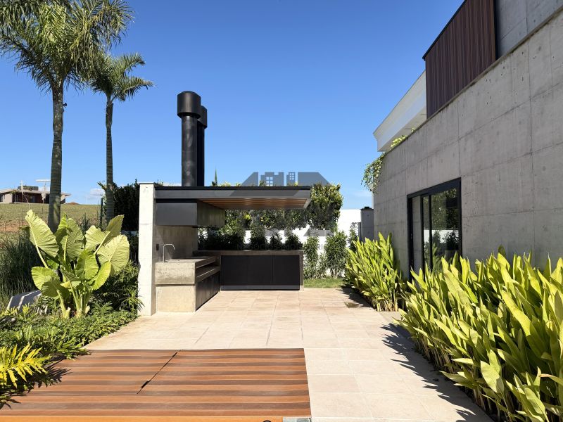 Vende- se Casa no Condominio Prado Los Álamos em  Gravatai 
