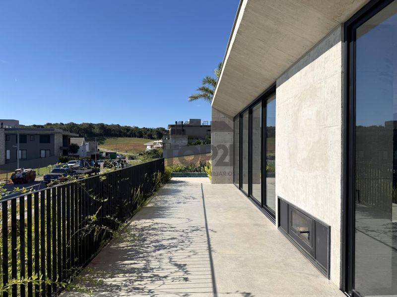 Vende- se Casa no Condominio Prado Los Álamos em  Gravatai 