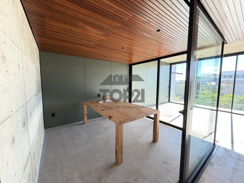 Vende- se Casa no Condominio Prado Los Álamos em  Gravatai 