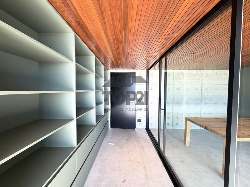 Vende- se Casa no Condominio Prado Los Álamos em  Gravatai 