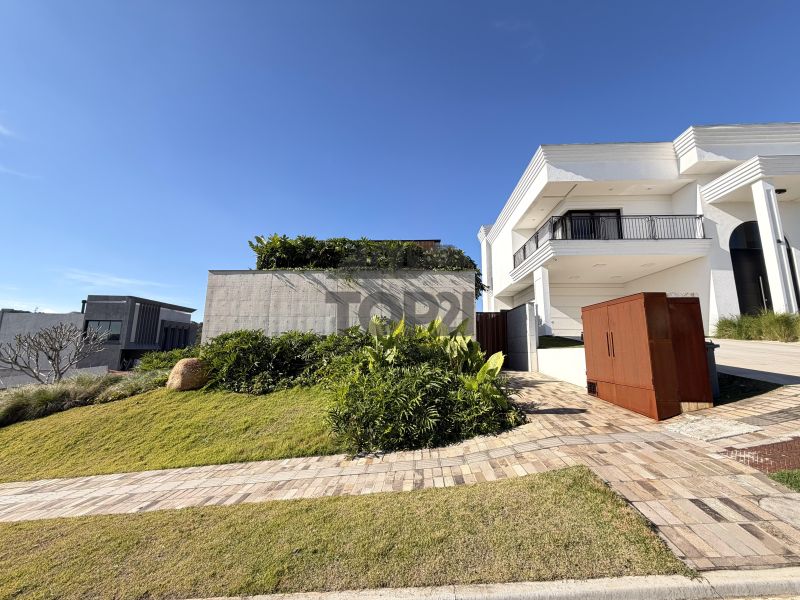 Vende- se Casa no Condominio Prado Los Álamos em  Gravatai 