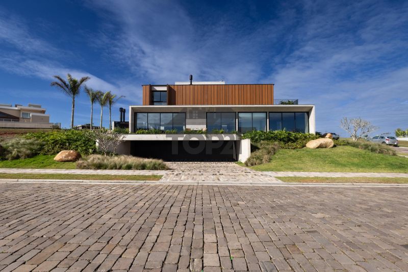 Casa em Condomínio 