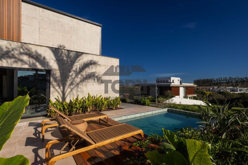 Vende- se Casa no Condominio Prado Los Álamos em  Gravatai 