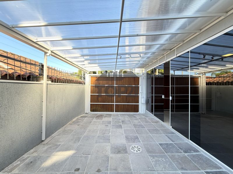 Vende-se Casa em condomínio Parque Iguaçu 