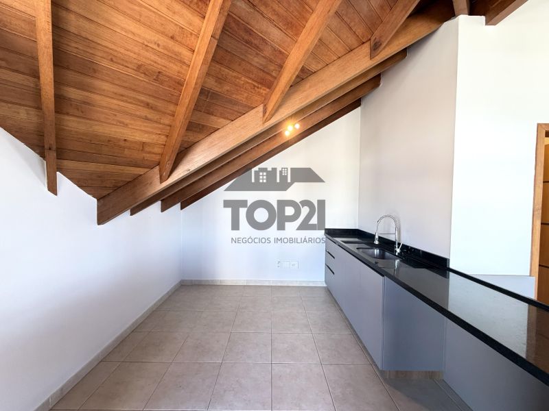Vende-se Casa em condomínio Parque Iguaçu 