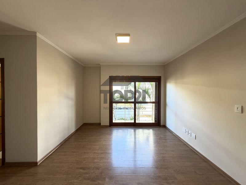 Vende-se Casa em condomínio Parque Iguaçu 