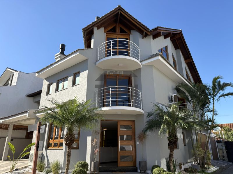 Casa em Condomínio 