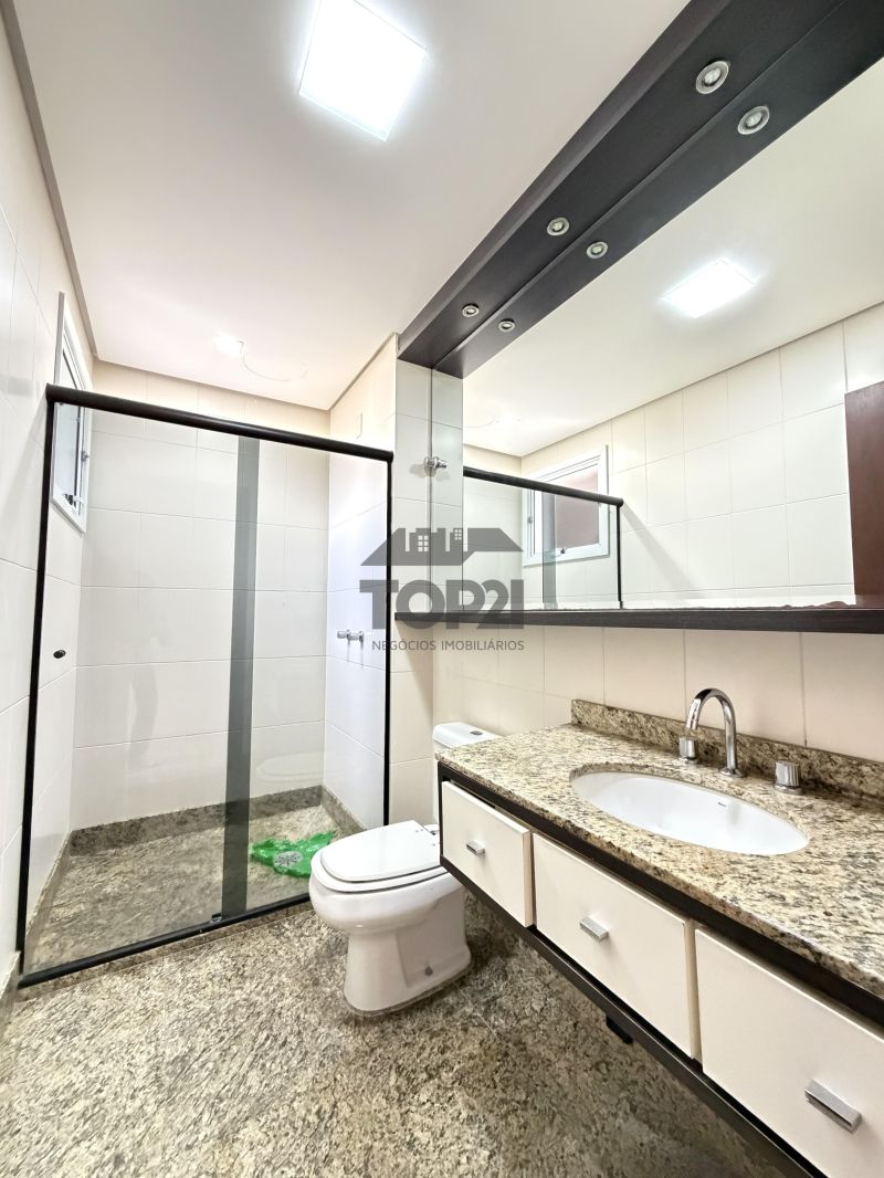 Apartamento  no bairro Jardim Itu em Porto Alegre