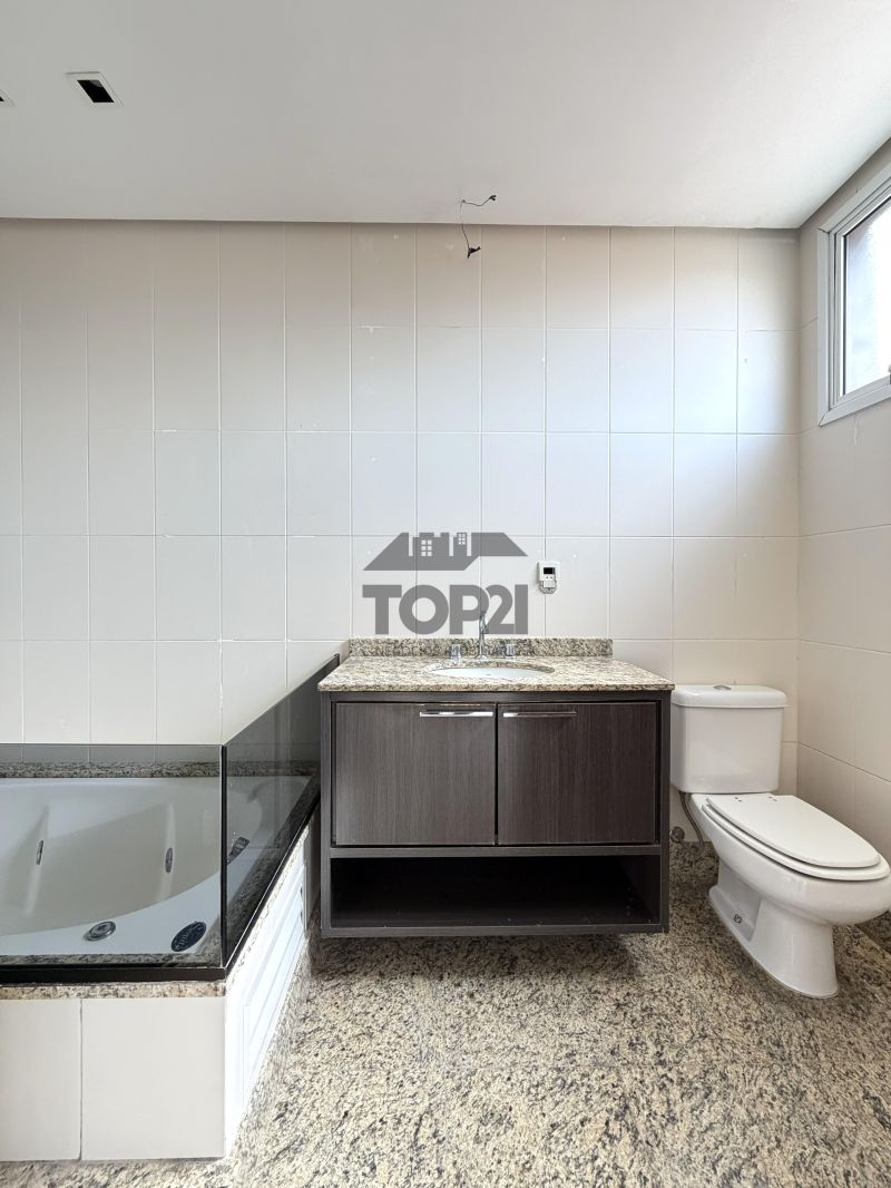 Apartamento  no bairro Jardim Itu em Porto Alegre