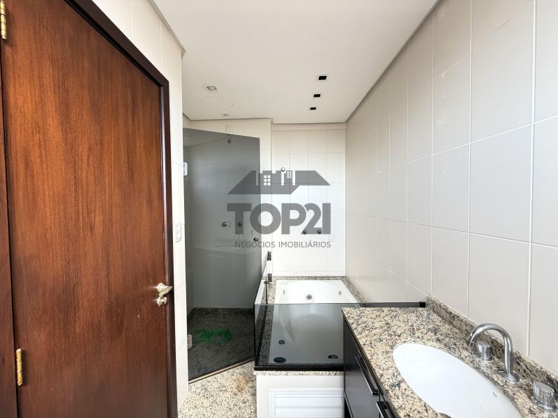 Apartamento  no bairro Jardim Itu em Porto Alegre