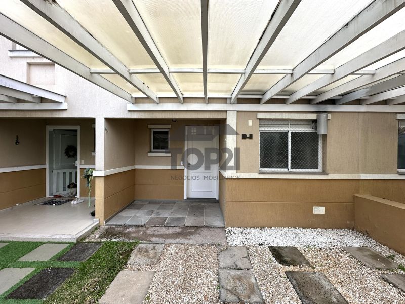 Casa Em Condomínio  no bairro Sarandi em Porto Alegre