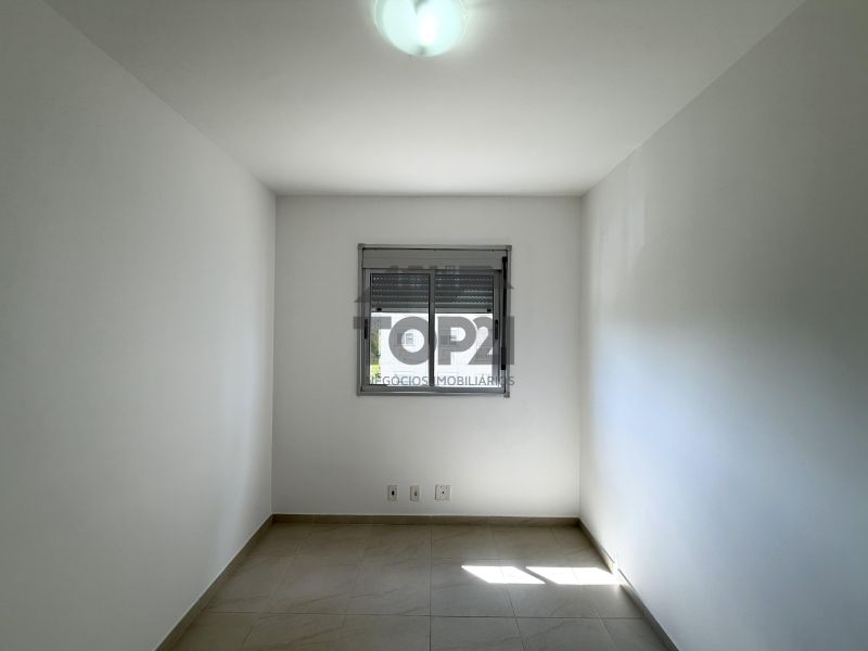 Apartamento  no bairro Jardim Itu em Porto Alegre