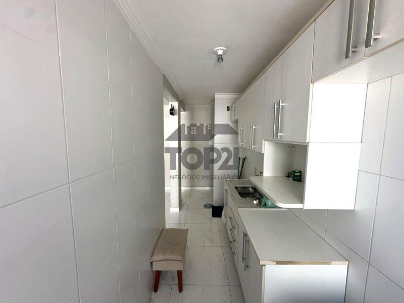 Apartamento  no bairro Jardim Itu em Porto Alegre
