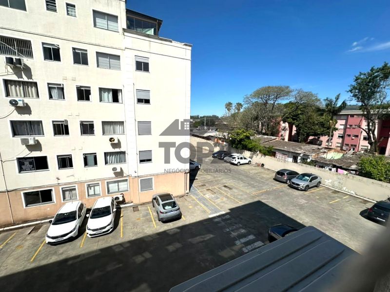 Apartamento  no bairro Jardim Itu em Porto Alegre