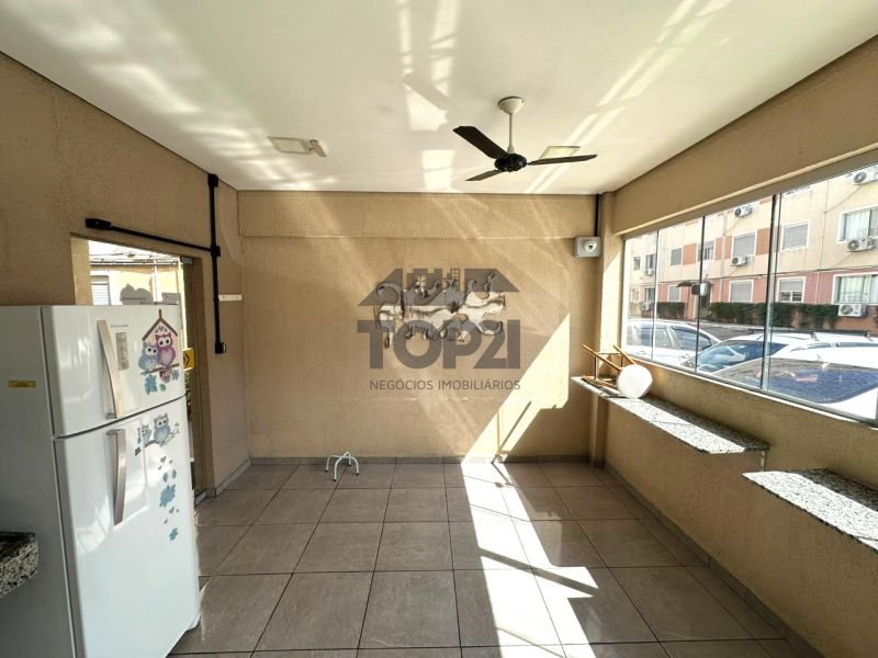 Apartamento  no bairro Jardim Itu em Porto Alegre