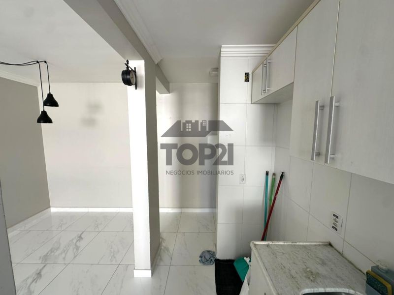 Apartamento  no bairro Jardim Itu em Porto Alegre
