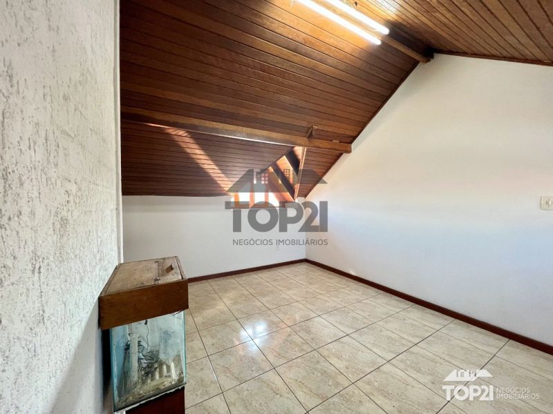 Casa Em Condomínio  no bairro Sarandi em Porto Alegre