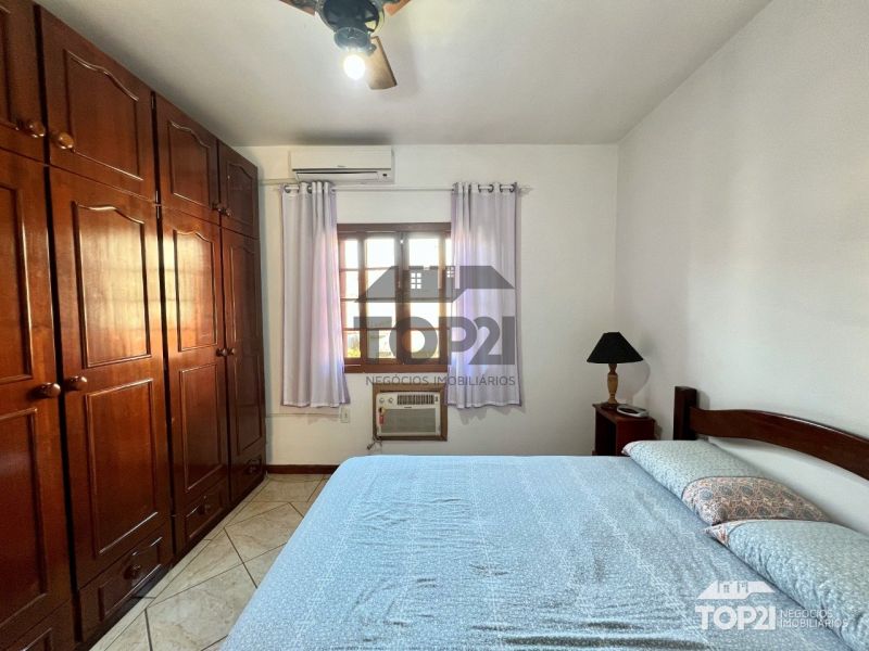 Casa Em Condomínio  no bairro Sarandi em Porto Alegre