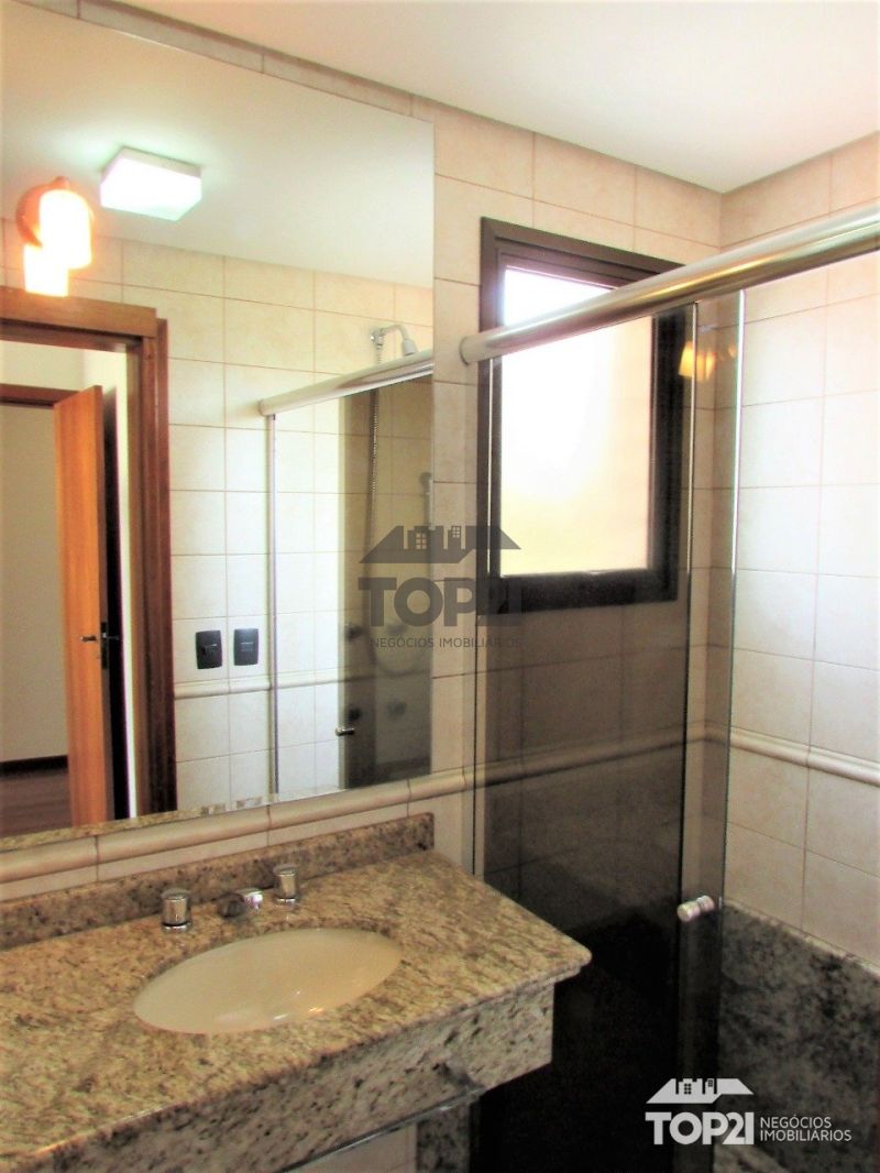 Apartamento  no bairro Jardim Lindoia em Porto Alegre
