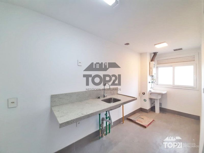 Apartamento  no bairro Navegantes em Porto Alegre