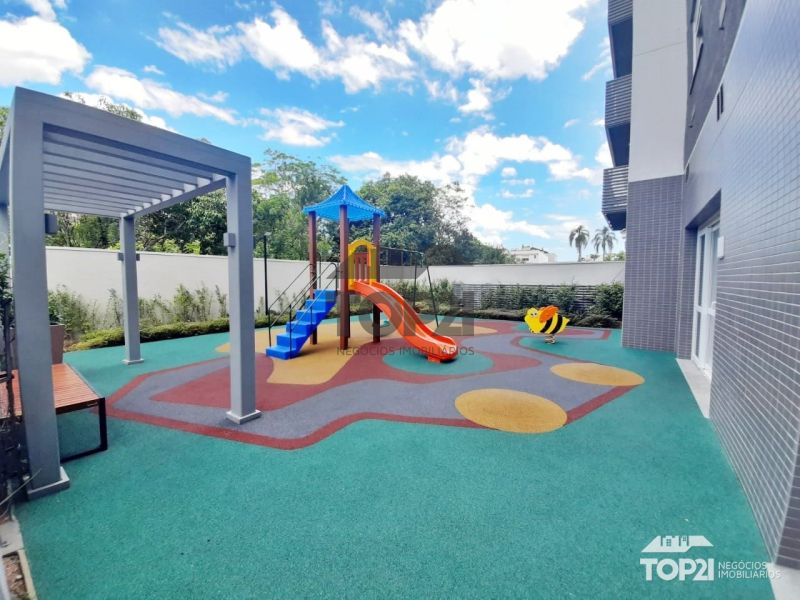 Apartamento  no bairro Navegantes em Porto Alegre