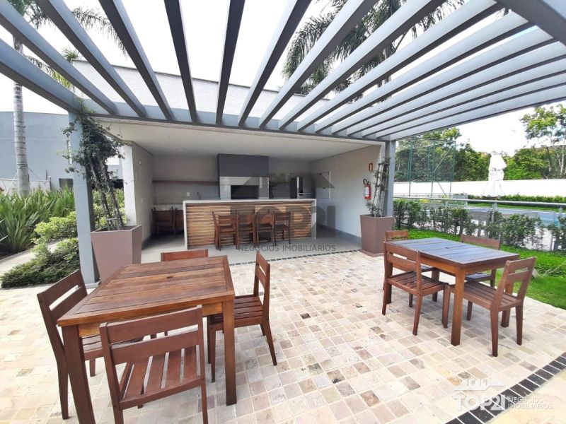 Apartamento  no bairro Navegantes em Porto Alegre